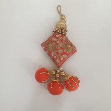 Load image into Gallery viewer, FANCY LATKAN (FL-32004)