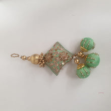 Load image into Gallery viewer, FANCY LATKAN (FL-32004)