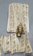 Load image into Gallery viewer, KUNDAN LACES (KL-0001)
